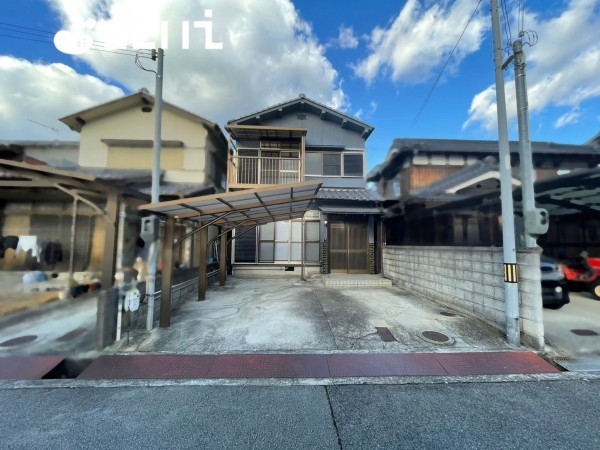 姫路市御立中、中古一戸建ての画像です