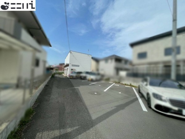 たつの市龍野町富永、収益/事業用物件/アパートの駐車場画像です