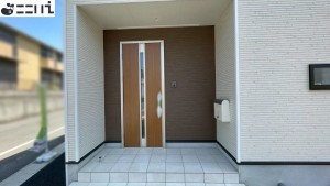 たつの市龍野町片山、新築一戸建ての玄関画像です