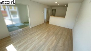 たつの市龍野町片山、新築一戸建ての居間画像です