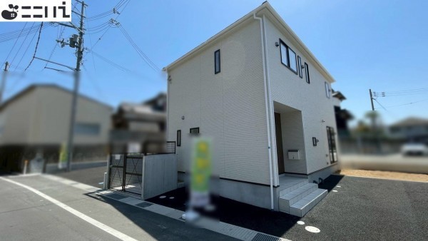 たつの市龍野町片山、新築一戸建ての前面道路を含む現地写真画像です