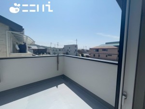 姫路市飾磨区阿成、新築一戸建てのバルコニー画像です