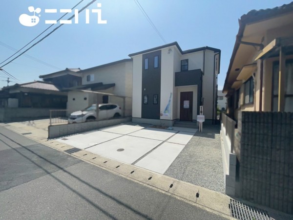 姫路市飾磨区阿成、新築一戸建ての外観画像です