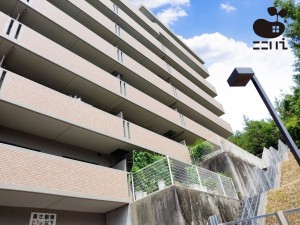 姫路市西今宿、マンションの外観画像です