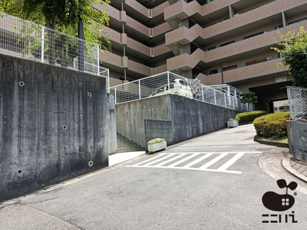 姫路市西今宿、マンションの外観画像です