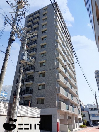 姫路市坂田町、マンションの外観画像です