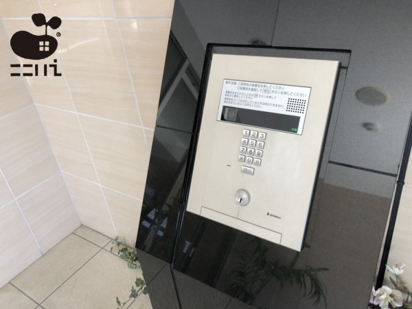 姫路市西八代町、マンションのエントランス画像です