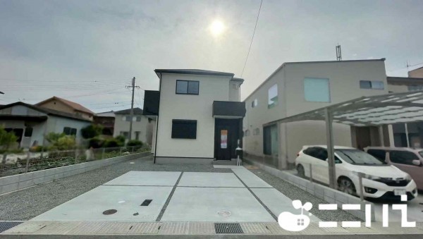 姫路市網干区坂上、新築一戸建ての画像です