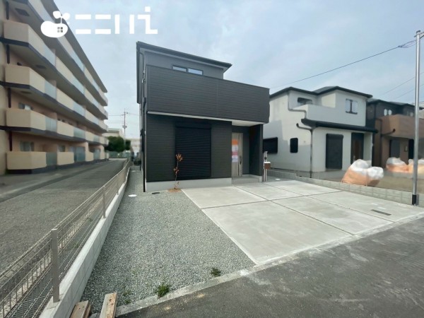 姫路市網干区坂上、新築一戸建ての外観画像です