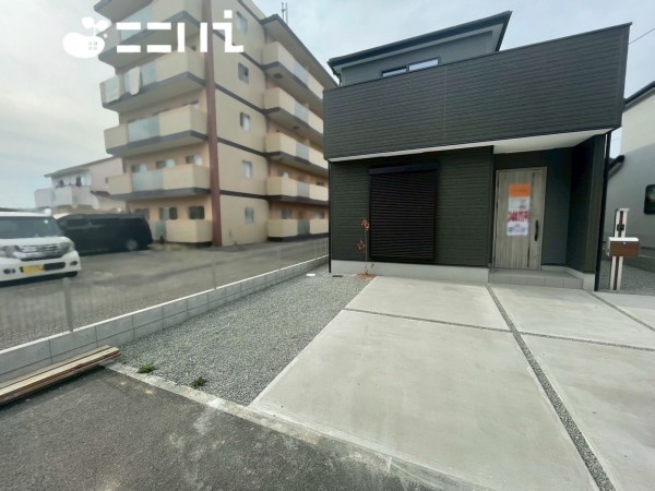 姫路市網干区坂上、新築一戸建ての外観画像です