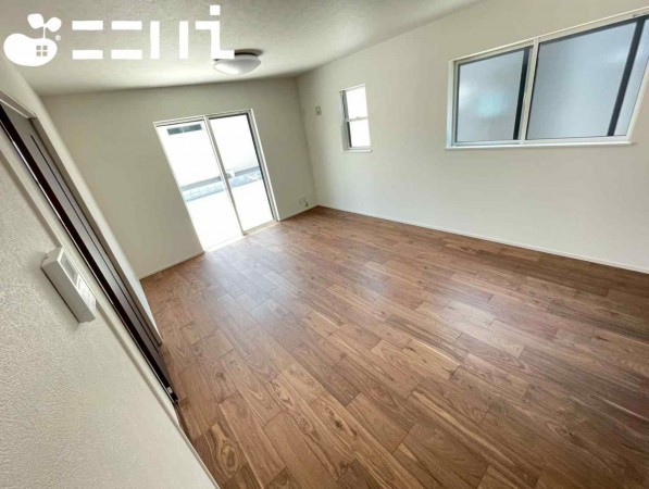 姫路市網干区坂上、新築一戸建ての画像です
