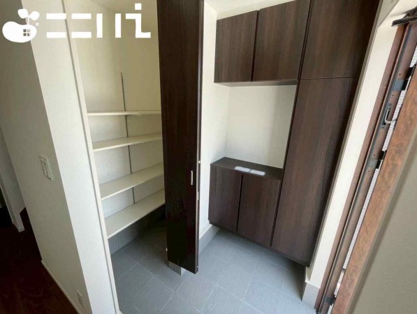 姫路市網干区坂上、新築一戸建ての画像です