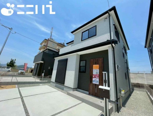 姫路市網干区坂上、新築一戸建ての画像です