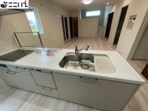 揖保郡太子町馬場、新築一戸建てのキッチン画像です