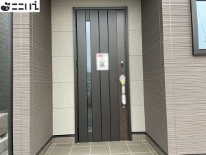 揖保郡太子町馬場、新築一戸建ての玄関画像です