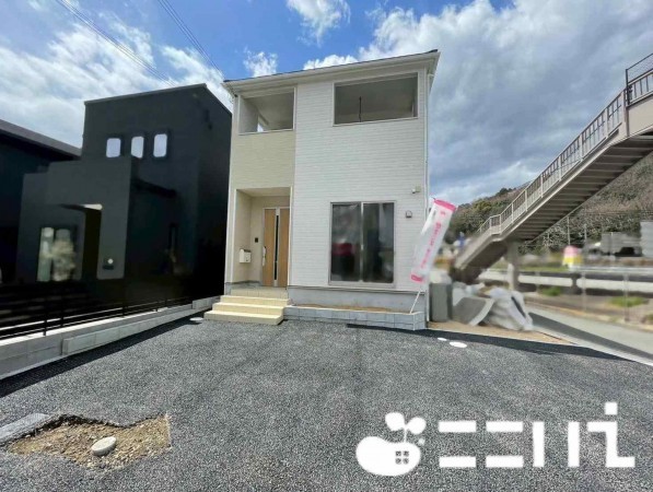 姫路市砥堀、新築一戸建ての外観画像です