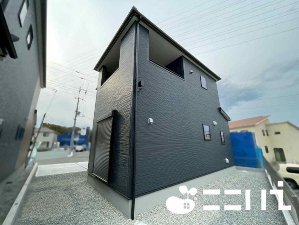 姫路市飾磨区中島、新築一戸建ての外観画像です