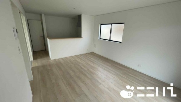 姫路市広畑区蒲田、新築一戸建ての居間画像です