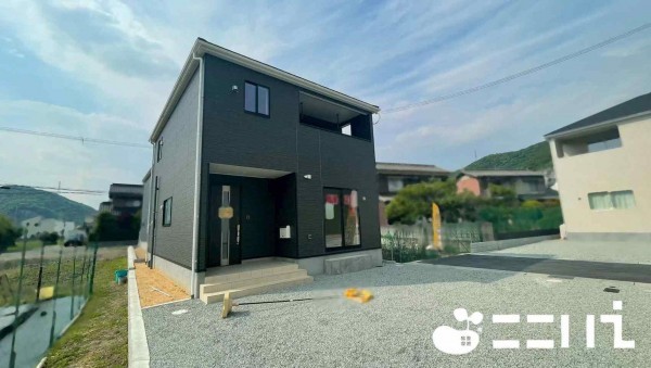 姫路市広畑区蒲田、新築一戸建ての外観画像です