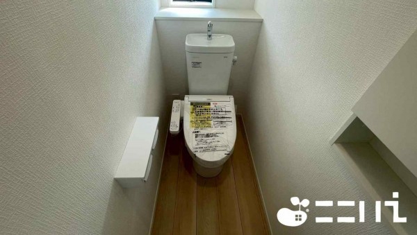 姫路市広畑区蒲田、新築一戸建てのトイレ画像です