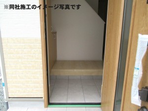 姫路市広畑区蒲田、新築一戸建ての玄関画像です