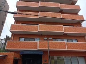 姫路市平野町、マンションの外観画像です