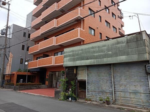 姫路市平野町、マンションの外観画像です