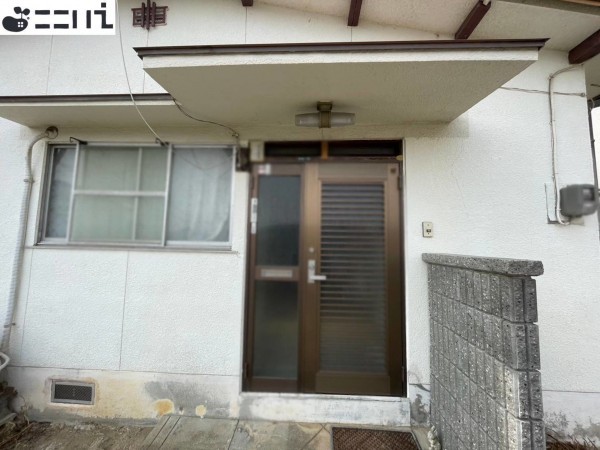相生市緑ケ丘、中古一戸建ての玄関画像です