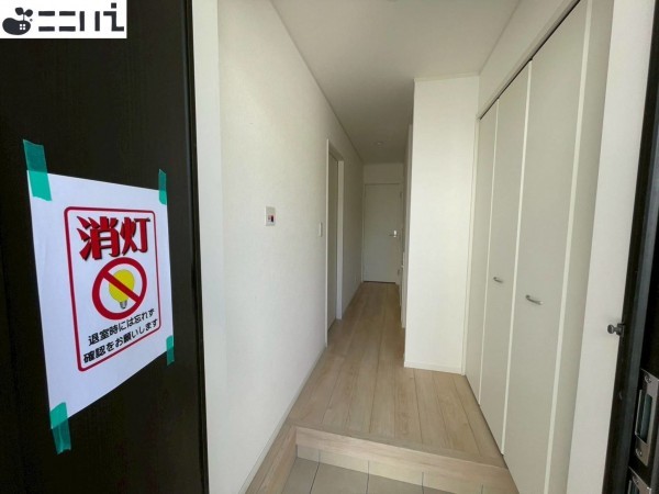 揖保郡太子町鵤、新築一戸建ての玄関画像です