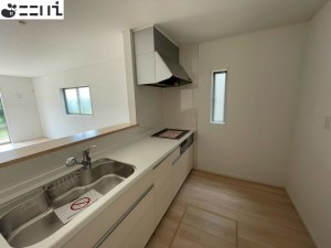 揖保郡太子町太田、新築一戸建てのキッチン画像です