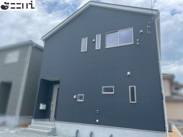 揖保郡太子町太田、新築一戸建ての外観画像です