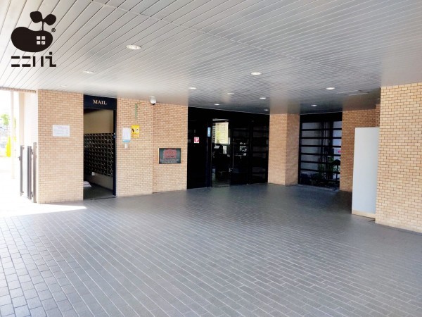 姫路市東今宿、マンションのエントランス画像です