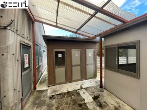 相生市若狭野町出、収益/事業用物件/工場のトイレ画像です