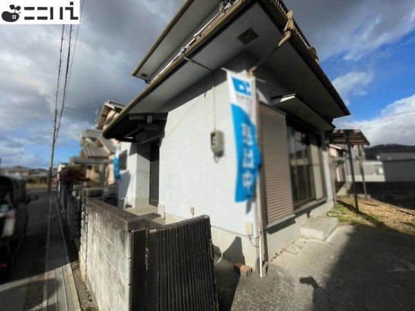 揖保郡太子町蓮常寺、中古一戸建ての外観画像です