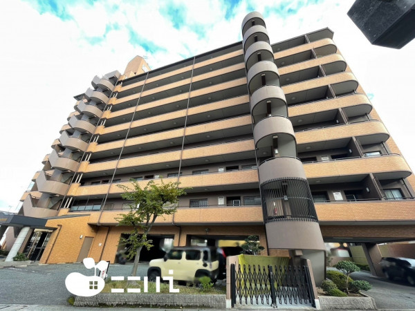 姫路市野里、マンションの画像です