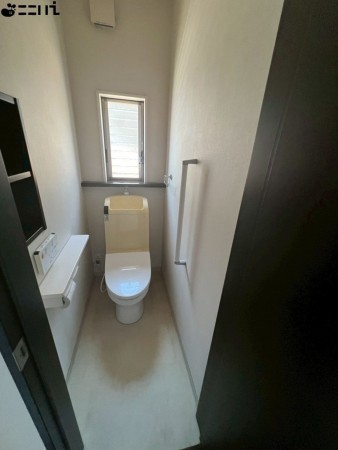 姫路市勝原区宮田、中古一戸建てのトイレ画像です