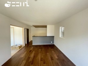 姫路市大津区平松、新築一戸建ての居間画像です
