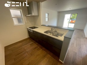 姫路市大津区平松、新築一戸建てのキッチン画像です