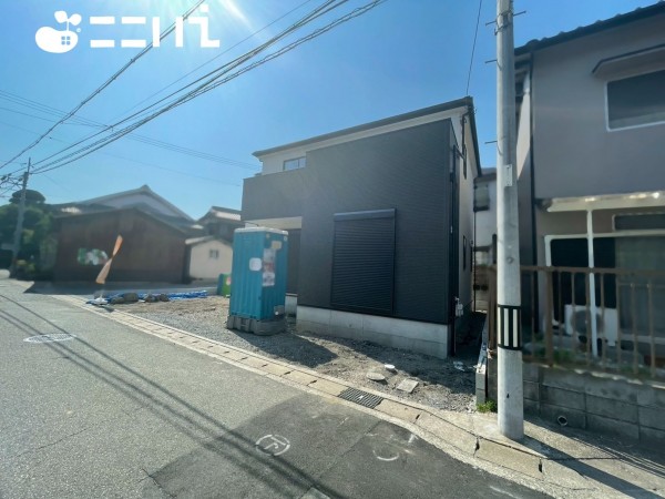 姫路市大津区平松、新築一戸建ての外観画像です