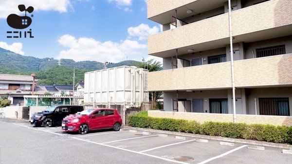 姫路市上大野、マンションの駐車場画像です