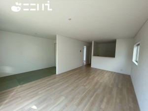 姫路市丸尾町、新築一戸建ての居間画像です