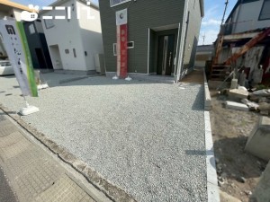 姫路市丸尾町、新築一戸建ての駐車場画像です
