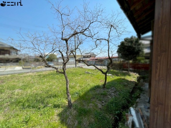 たつの市揖西町小神、土地の外観画像です