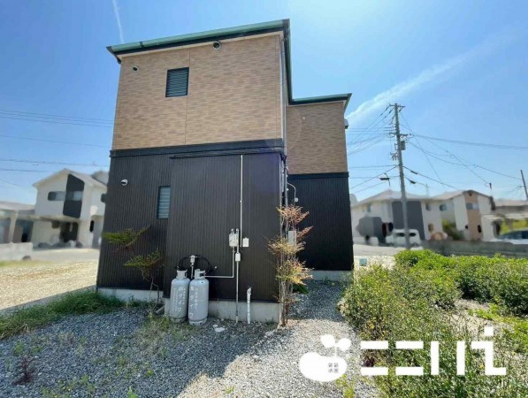姫路市飾磨区上野田、中古一戸建ての画像です