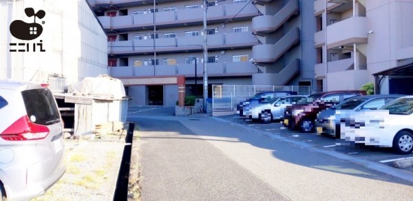 姫路市飾磨区今在家、収益/事業用物件/マンションの駐車場画像です
