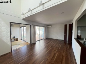 姫路市広畑区蒲田、中古一戸建ての居間画像です