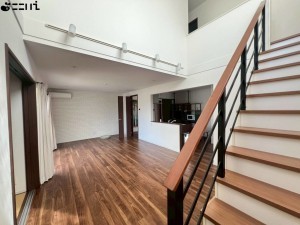 姫路市広畑区蒲田、中古一戸建ての居間画像です