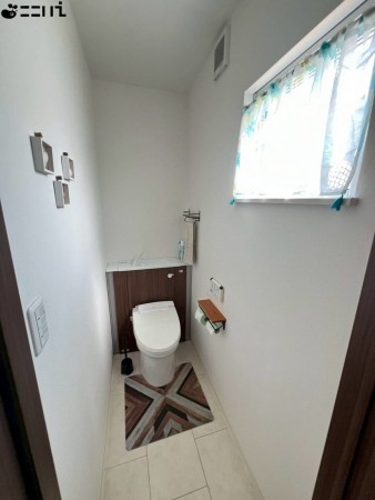姫路市広畑区蒲田、中古一戸建てのトイレ画像です