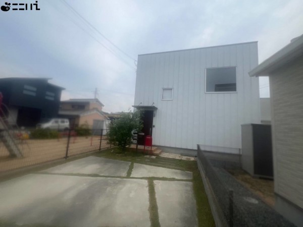 姫路市広畑区蒲田、中古一戸建ての外観画像です