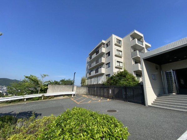 姫路市北新在家、マンションの外観画像です